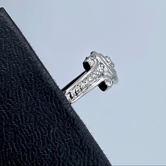 LOVELY White Sapphire Victorian Sterling Silver Scroll Ring Size 7 - Picture 5 of 6